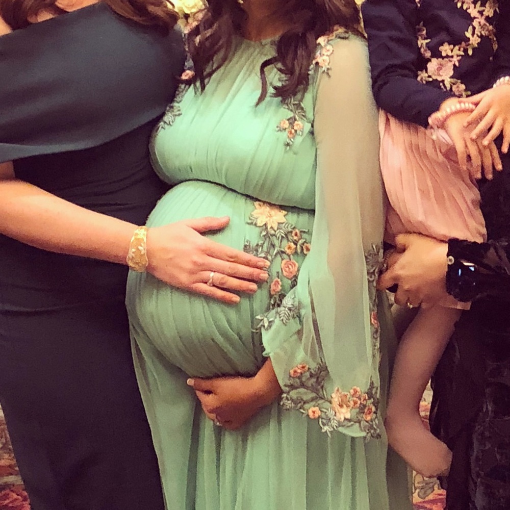Custom Made Maternity Gown - Picture 4 of 5